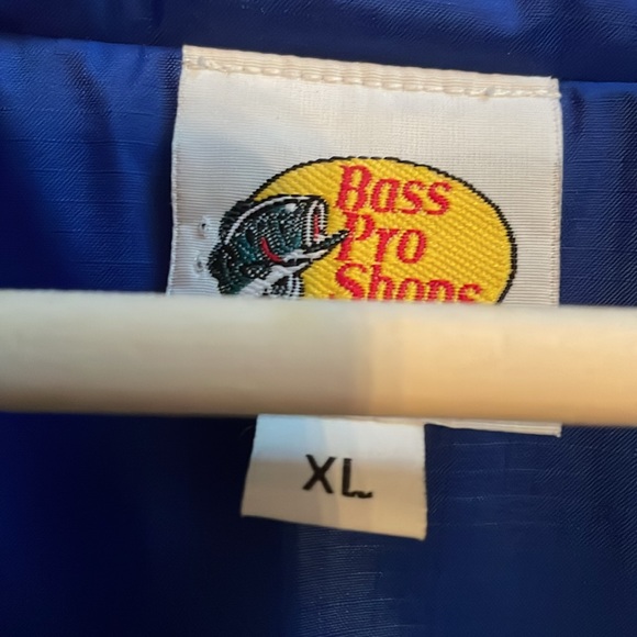 Bass Pro windbreaker with Harley Davidson logos. - Picture 8 of 8